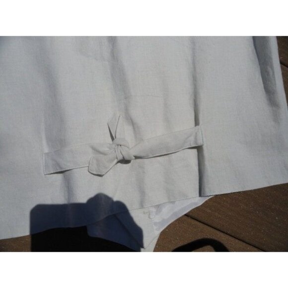 Vintage Men’s INTERNATIONAL MALE White Linen Cotton Vest L NWT Gold Tone Buttons - Picture 6 of 7